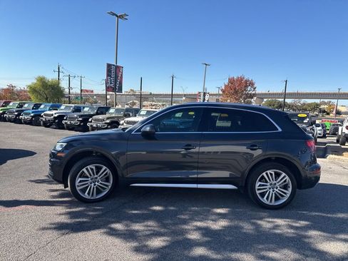 Used 2020 Audi Q5 2.0T Premium Plus w/ Premium Plus Package image 43