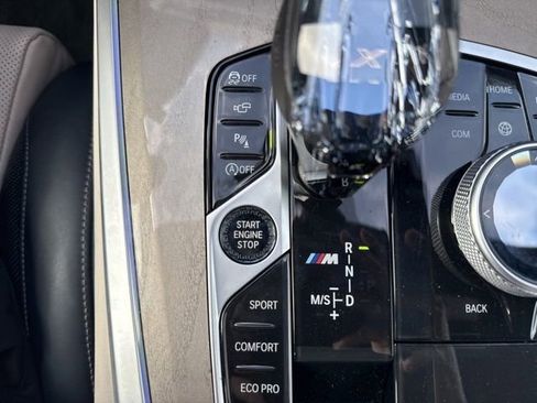 Used 2021 BMW X5 M50i w/ Executive Package AWD/4WD image 25
