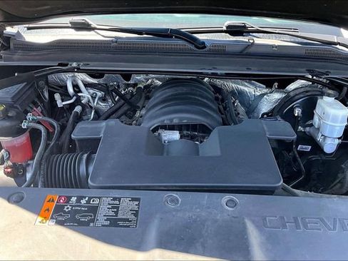 Used 2018 Chevrolet Tahoe Premier AWD/4WD image 10