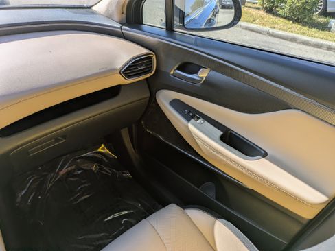 Used 2020 Hyundai Santa Fe Limited w/ Cargo Package image 17