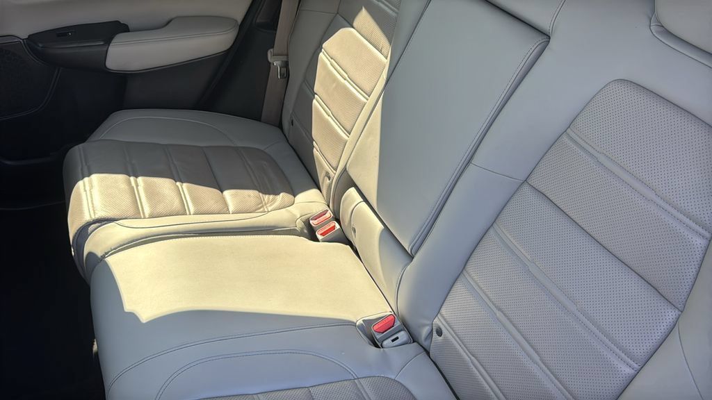 Certified 2022 Honda CR-V EX-L image 32