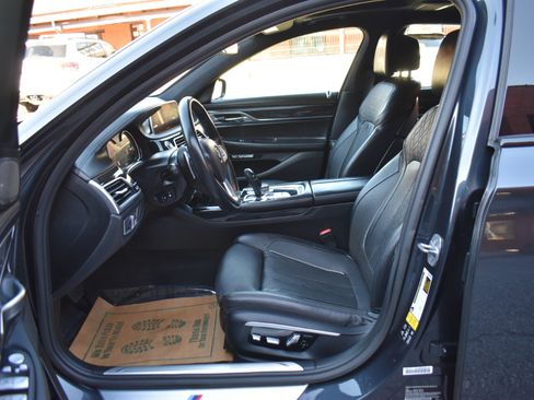 Used 2016 BMW 750i xDrive 4dr Sdn 750i xDrive AWD image 12