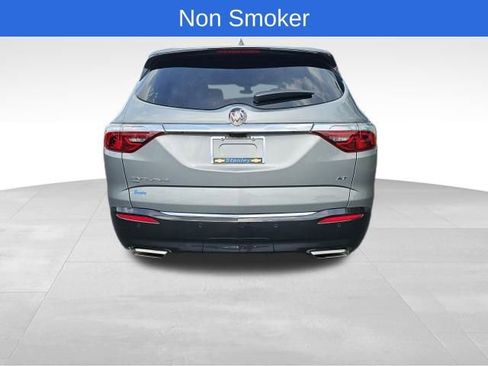 Used 2024 Buick Enclave Essence w/ Experience Buick Package image 4