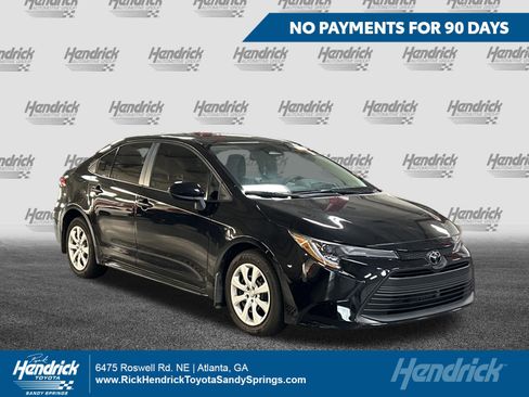 Used 2026 Toyota Corolla LE FWD image 1