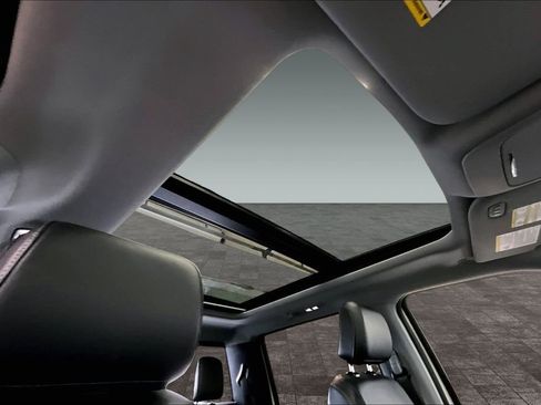 Used 2023 Ford F150 Lariat w/ Equipment Group 502A High image 11