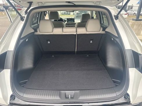 Used 2023 Honda HR-V EX-L image 13