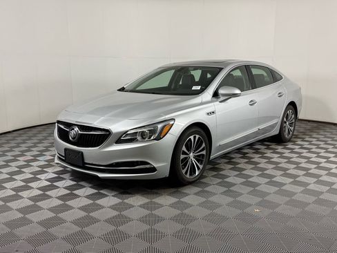 Used 2019 Buick LaCrosse Essence w/ Sun and Shade Package image 8