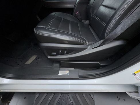 Used 2018 GMC Sierra 3500 Denali w/ Duramax Plus Package image 15