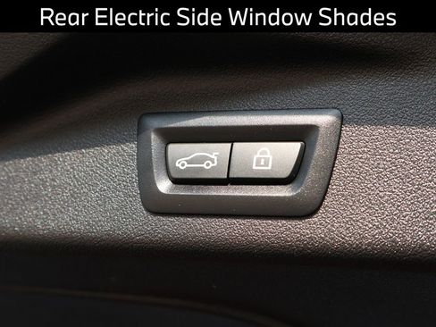 Used 2021 BMW X7 xDrive40i w/ Premium Package image 20