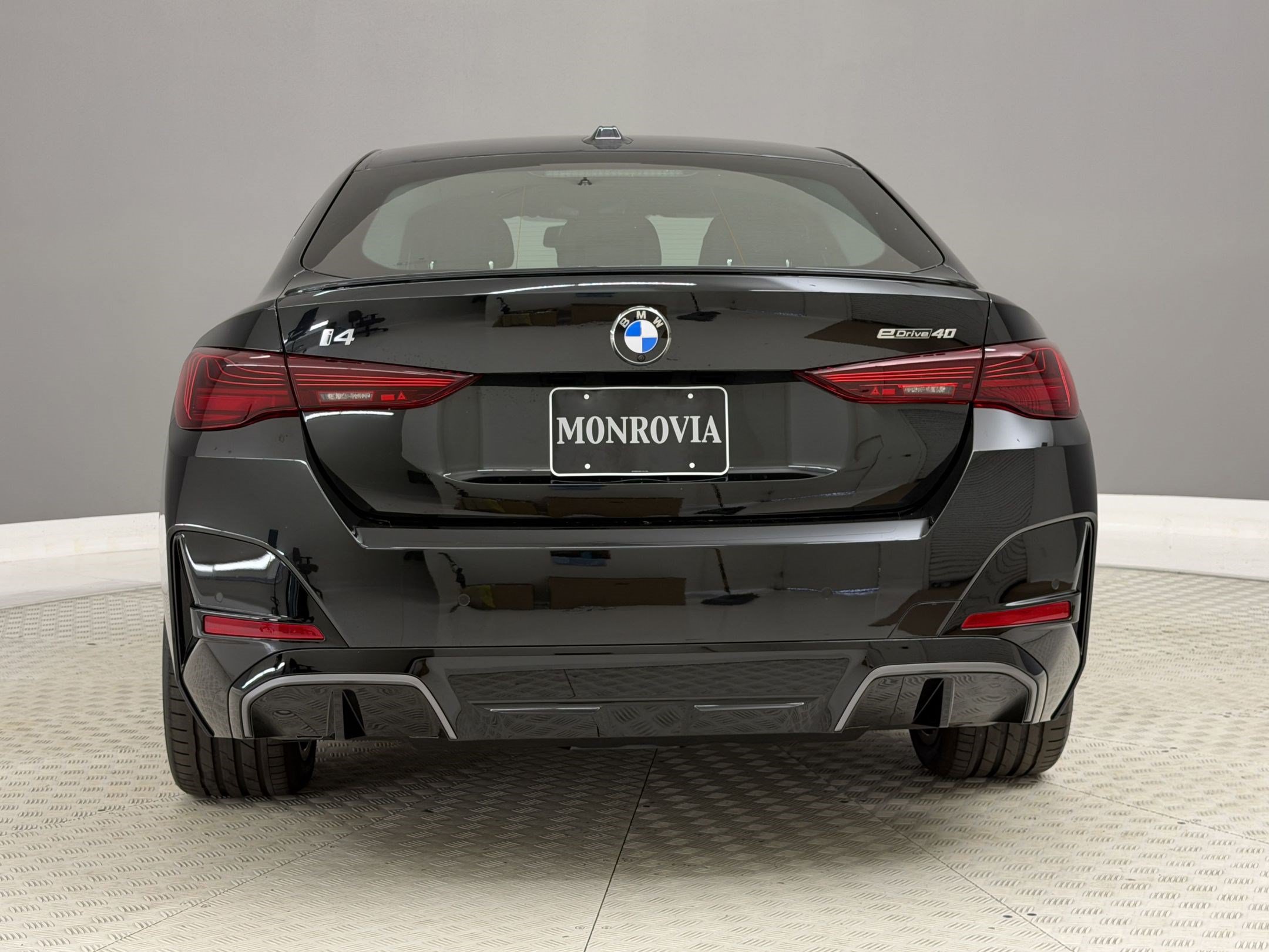 New 2026 BMW i4 eDrive40 w/ M Sport Package RWD image 10