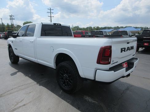 Used 2026 RAM 3500 Limited AWD/4WD image 10