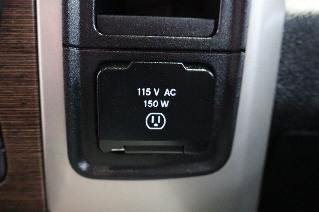 Used 2015 RAM 2500 Laramie w/ Black Appearance Group AWD/4WD image 42
