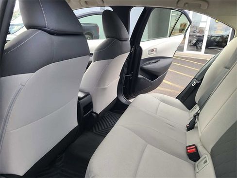 Used 2020 Toyota Corolla LE image 20