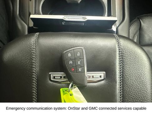 Used 2025 GMC Yukon XL Denali AWD/4WD image 42