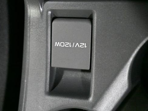Certified 2025 Subaru Crosstrek 2.0i Premium AWD/4WD image 25