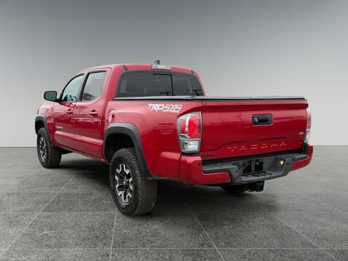 Used 2022 Toyota Tacoma TRD Off-Road w/ Technology Package AWD/4WD image 4