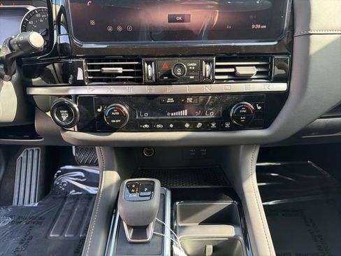 New 2026 Nissan Pathfinder SV AWD/4WD image 18