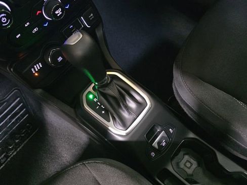 Used 2023 Jeep Renegade Altitude w/ Sun/Sound Group image 32