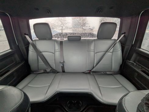 Used 2024 RAM 2500 Tradesman w/ Chrome Appearance Group image 19