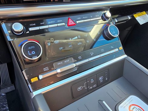 New 2026 Hyundai Santa Fe SEL image 16