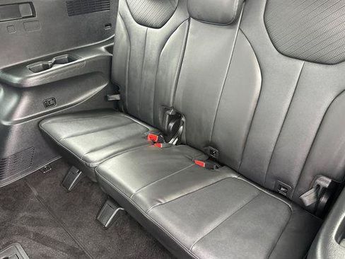 Certified 2025 Hyundai Palisade SEL FWD image 16