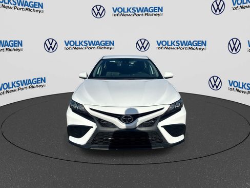 Used 2021 Toyota Camry SE FWD image 17