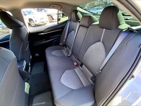Used 2023 Toyota Camry LE image 19