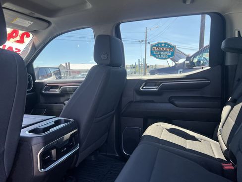 Used 2024 GMC Sierra 1500 Elevation w/ X31 Off-Road Package AWD/4WD image 9