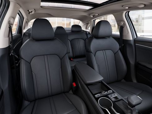 New 2026 Kia K5 EX FWD image 16