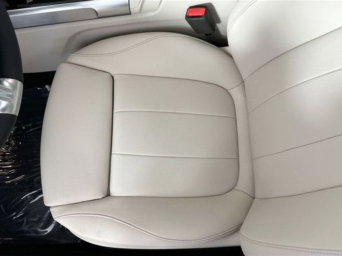 Certified 2026 Mercedes-Benz GLB 250 image 18