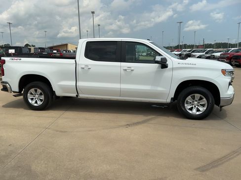 Used 2023 Chevrolet Silverado 1500 LT w/ Protection Package image 9