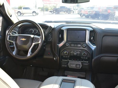 Used 2021 Chevrolet Silverado 2500 LTZ image 16