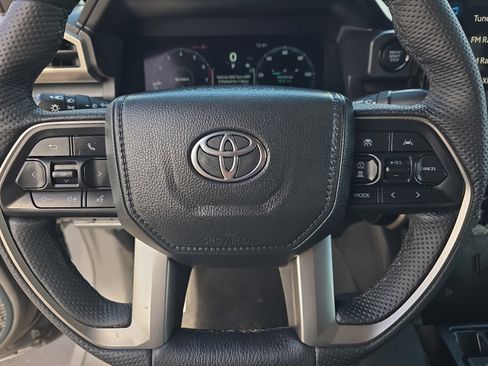 Used 2024 Toyota Tacoma Limited w/ Limited Package (LT) image 28
