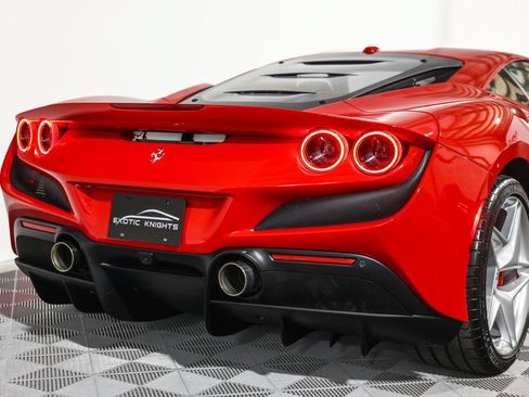 Used 2020 Ferrari F8 Tributo RWD image 10