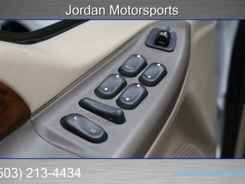 Used 2001 Ford F350 Lariat image 91