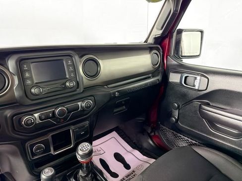 Used 2021 Jeep Wrangler Sport AWD/4WD image 22