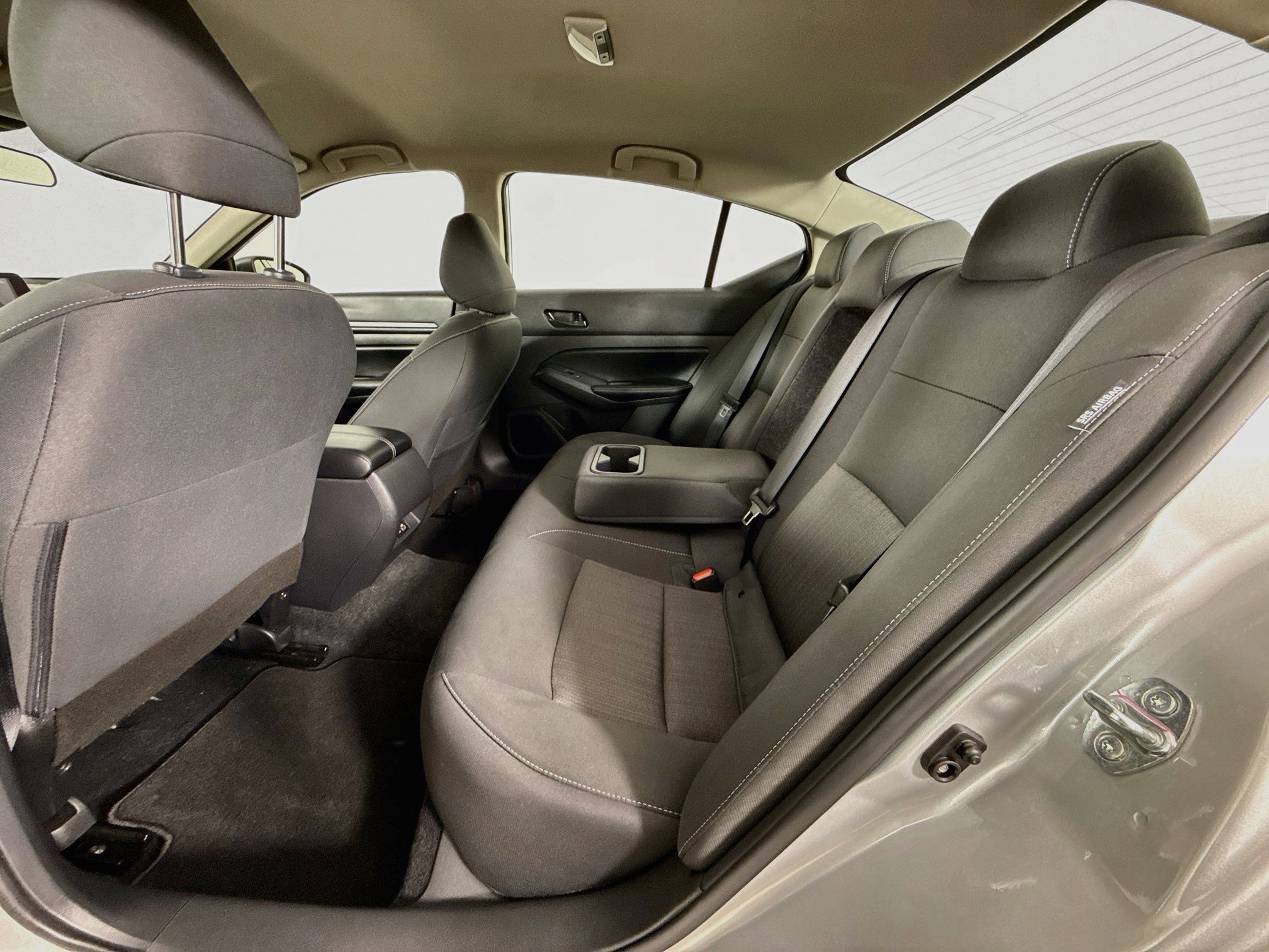 Used 2025 Nissan Altima 2.5 SV AWD/4WD image 26