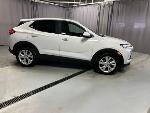 Used 2025 Buick Encore GX Preferred image 8
