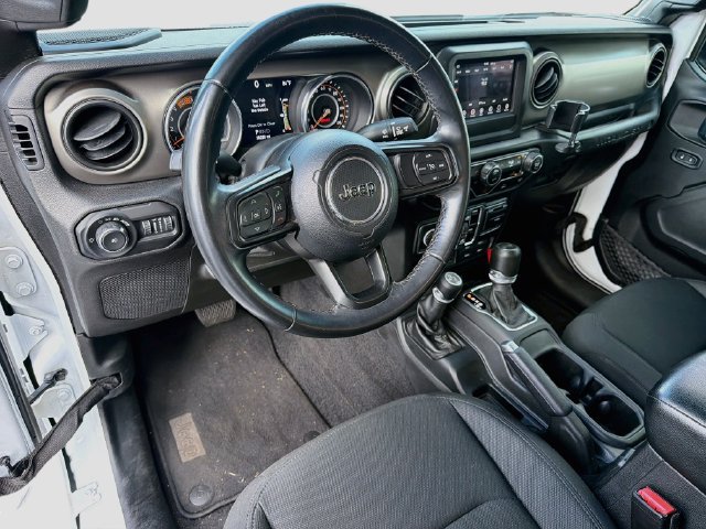 Used 2021 Jeep Wrangler Unlimited Sport AWD/4WD image 10