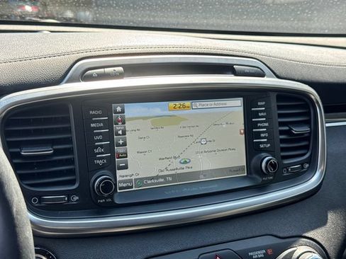 Used 2018 Kia Sorento SX FWD image 22