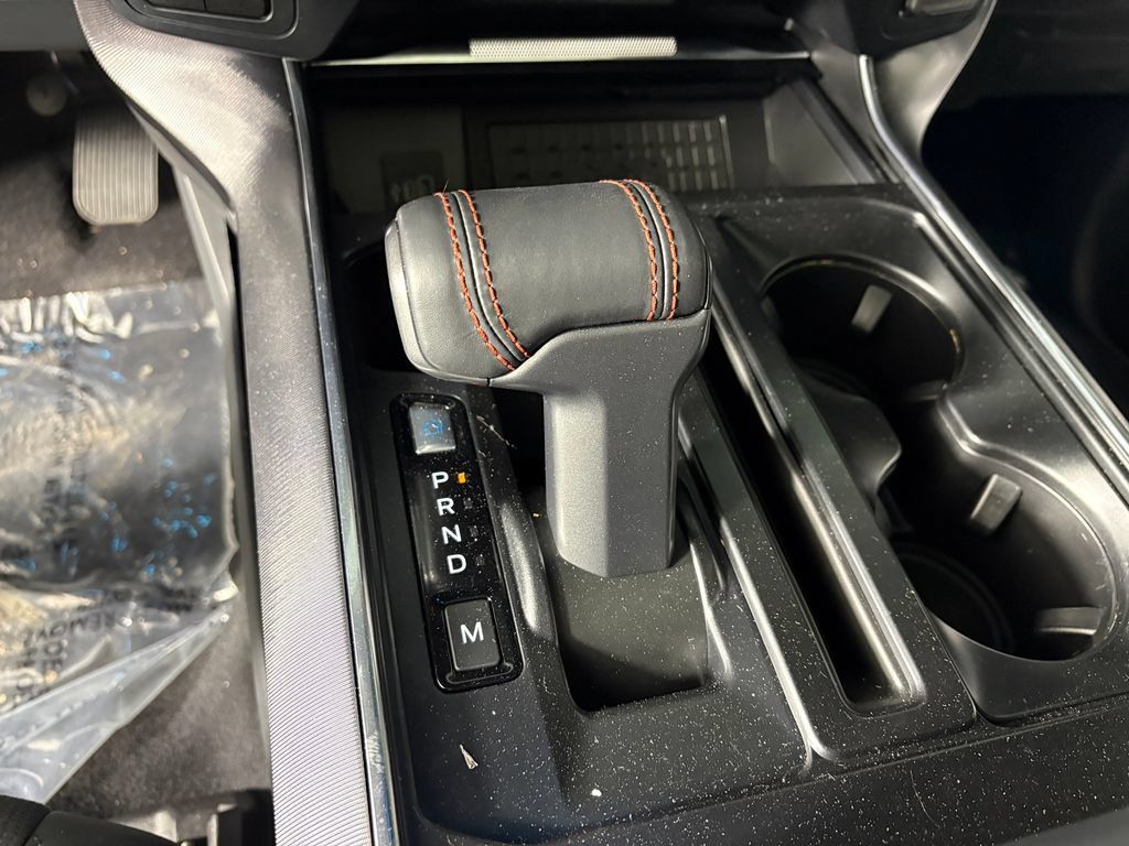 Certified 2025 Ford F150 Raptor w/ Equipment Group 803A Raptor R AWD/4WD image 21