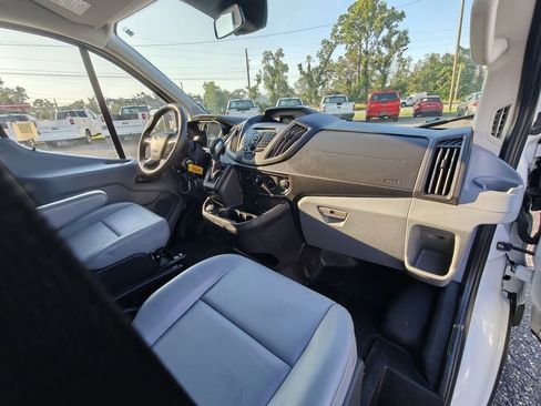 Used 2018 Ford Transit 250 148 Low Roof image 23