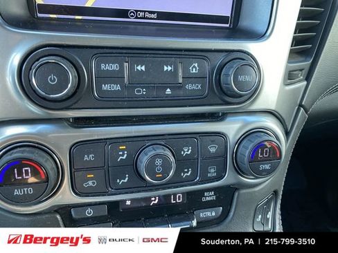 Used 2018 Chevrolet Tahoe LT w/ Off-Road Package AWD/4WD image 38
