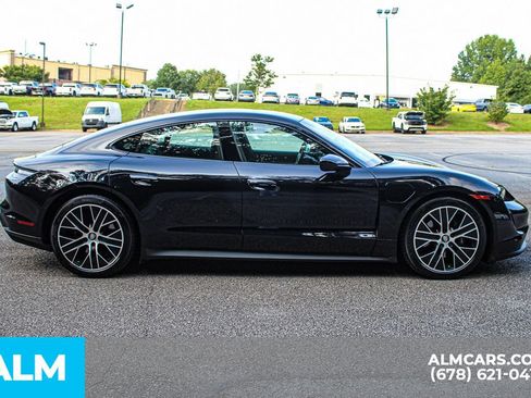 Used 2022 Porsche Taycan RWD image 8