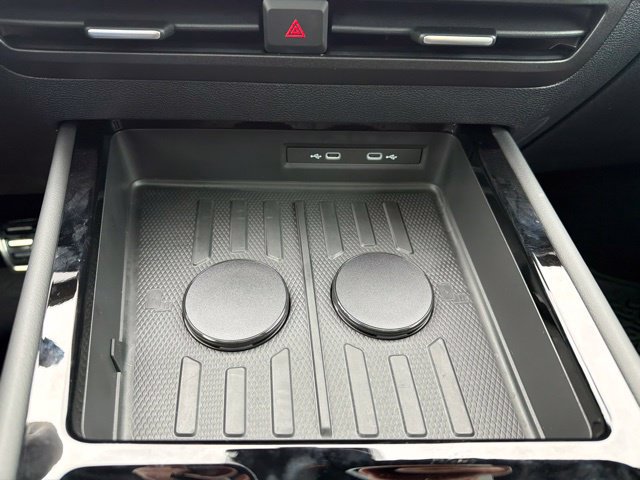 New 2027 Volkswagen Atlas SEL R-Line AWD/4WD image 16