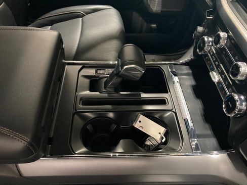 New 2026 Ford F150 Lariat w/ Equipment Group 502A High image 15