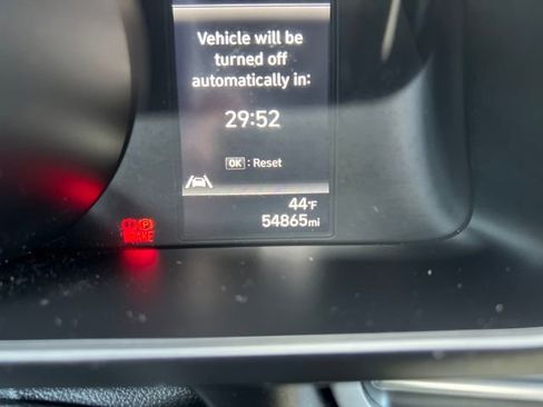 Used 2021 Hyundai Elantra Blue image 22