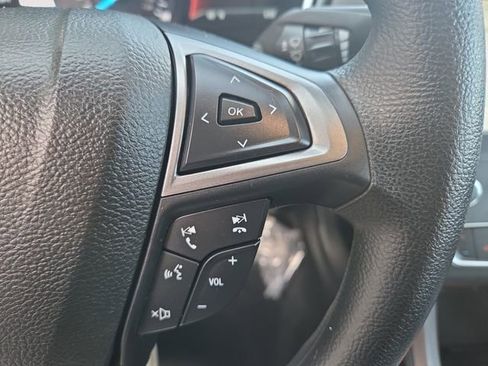 Used 2020 Ford Fusion SE AWD/4WD image 21