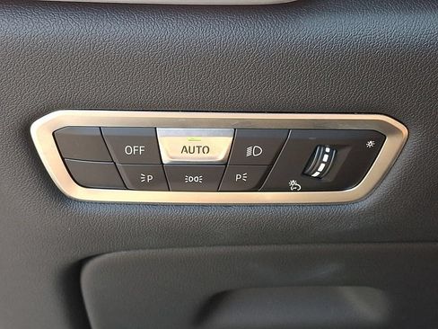 Used 2023 BMW X5 xDrive40i w/ M Sport Package AWD/4WD image 24