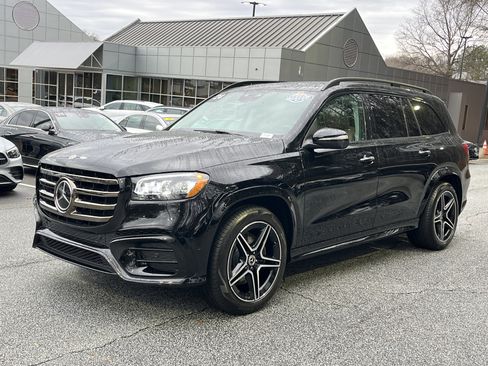 Certified 2024 Mercedes-Benz GLS 450 4MATIC image 3